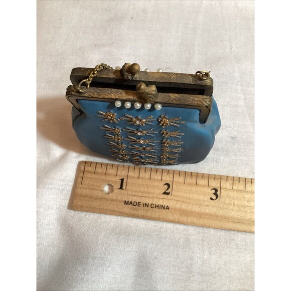 Nostalgia Handbag & Shoe Resin Mini Figurine 1999 Popular Imports Collectibles - Picture 12 of 13